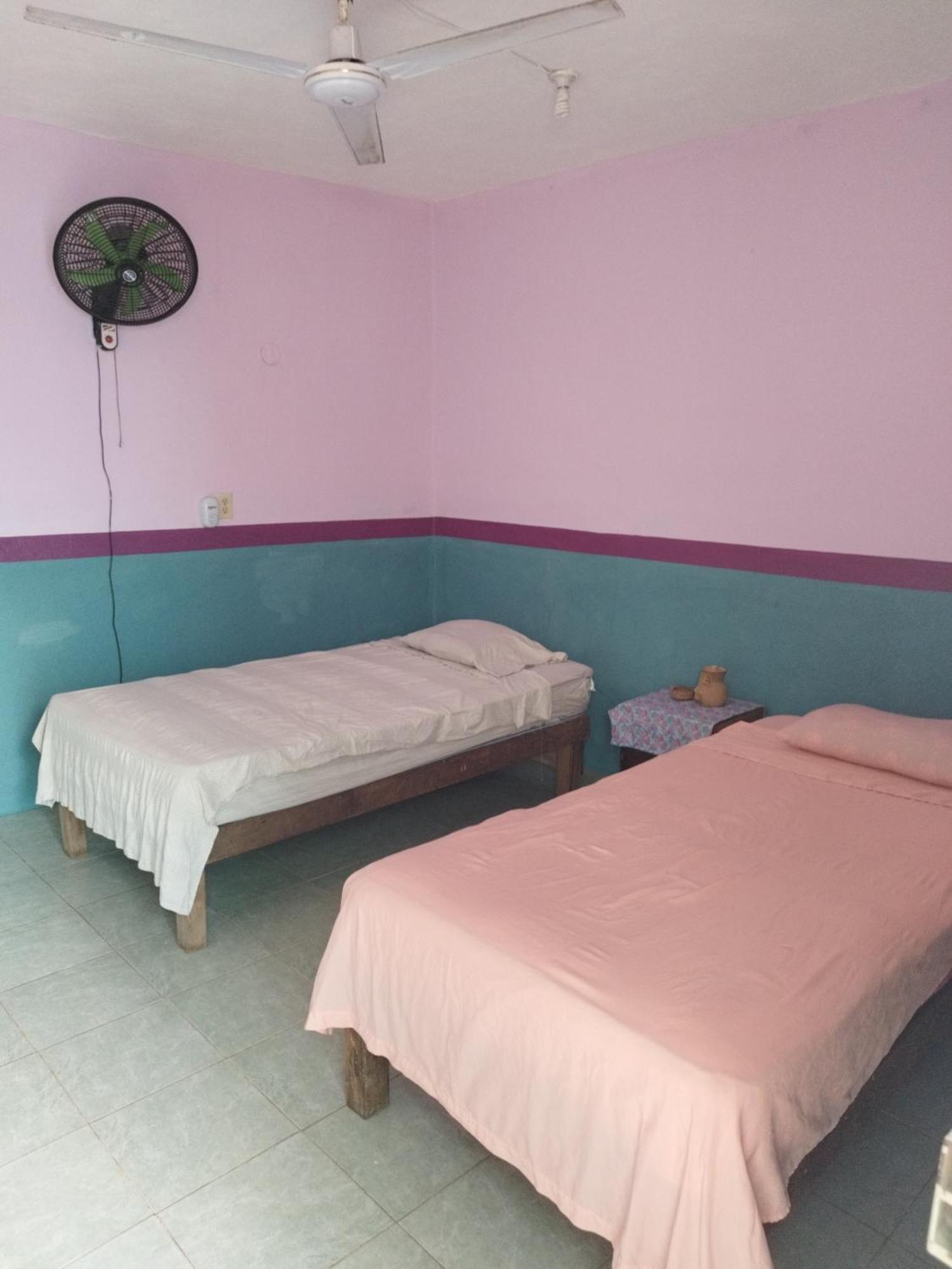 Hostal Y Temazcal Guemez Pisté Esterno foto